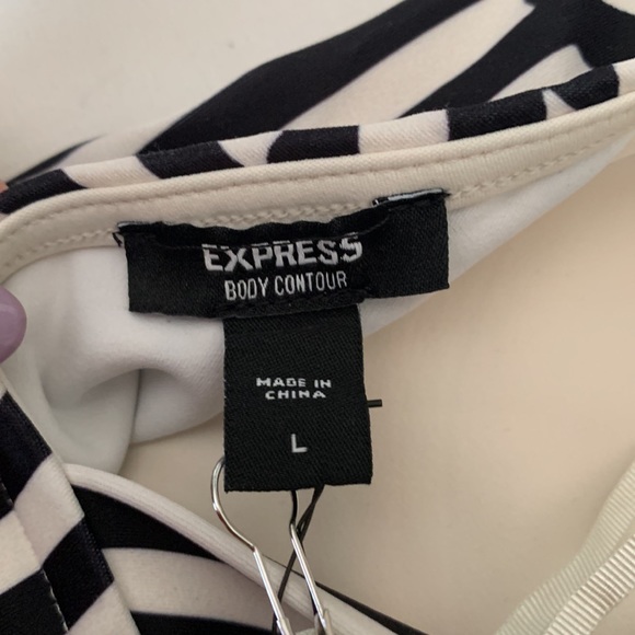 Black and white express contour criss cross back thing body suit - Picture 3 of 4